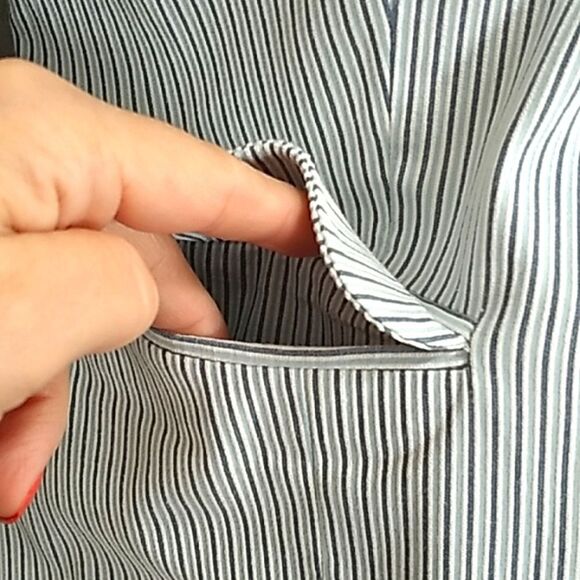 Gap Striped Blazer. Sz 4 - Picture 4 of 13